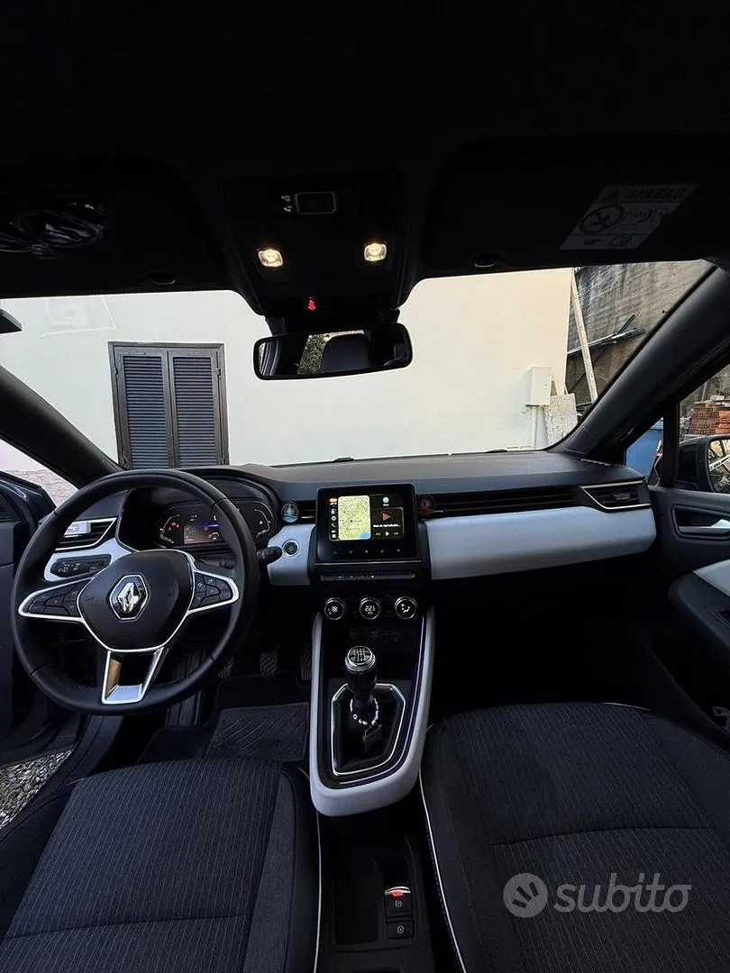 Renault Clio 2022 photo 5