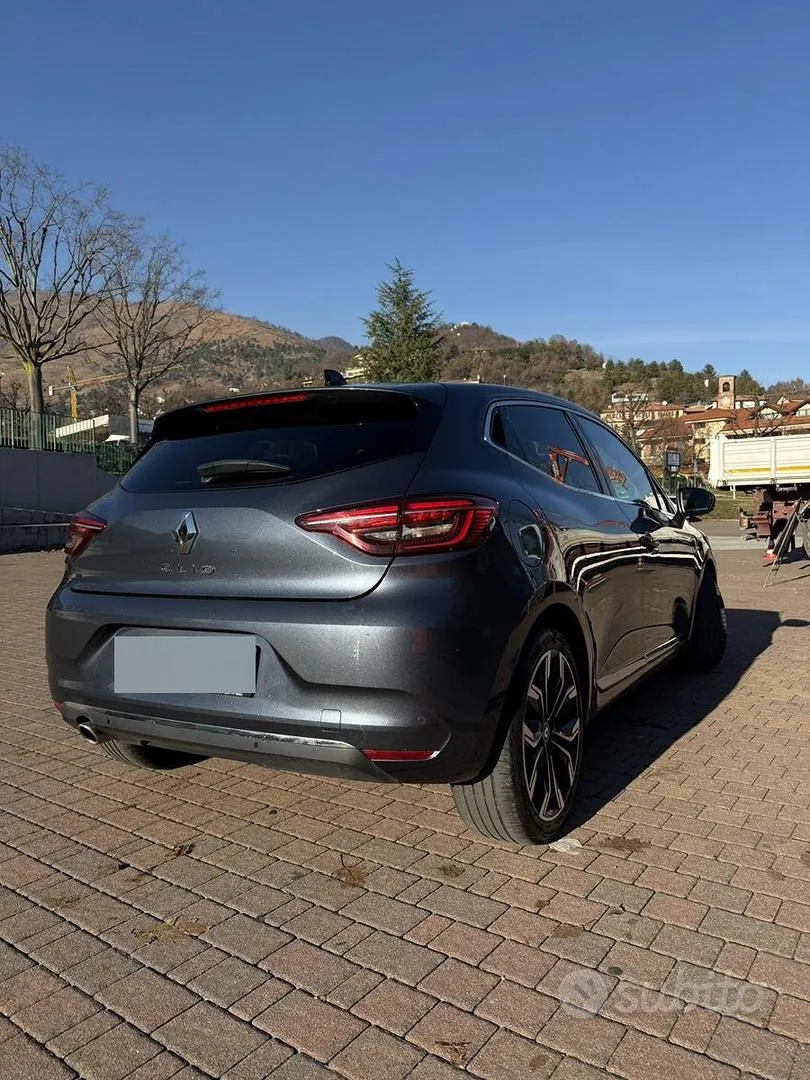 Renault Clio 2022 photo 3