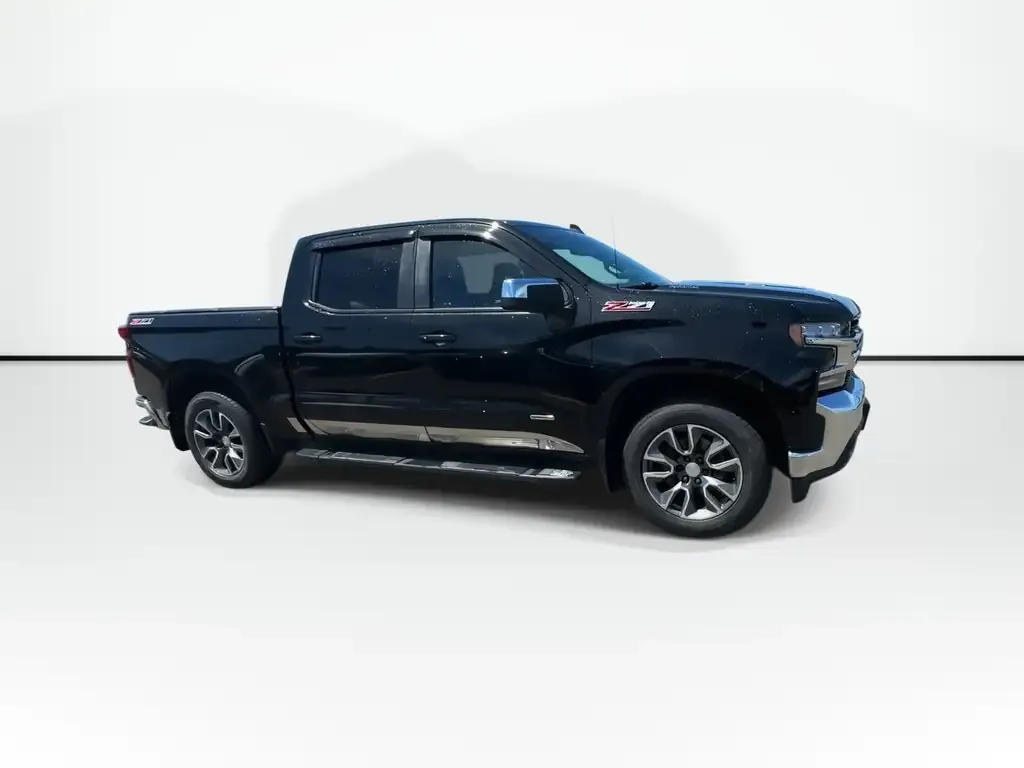 Chevrolet Silverado 1500 2021 photo 2