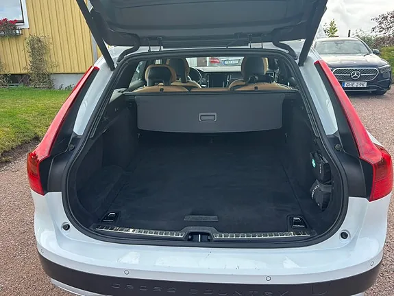 Volvo V90 Cross Country 2017 photo 4