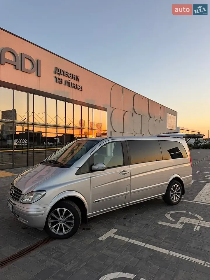 Mercedes-Benz Viano 2008 photo 2