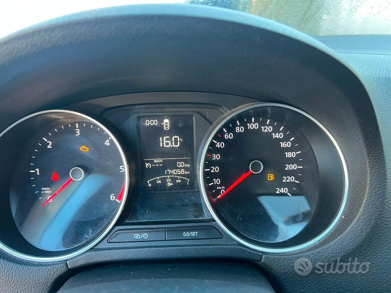 Volkswagen Polo 2015 photo 5