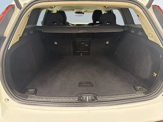 Volvo V60 2019 photo 4