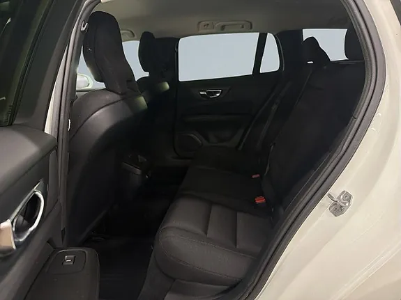 Volvo V60 2019 photo 5