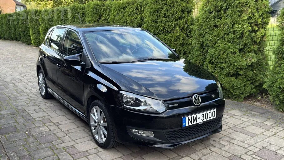 Volkswagen Polo 2011 photo 2