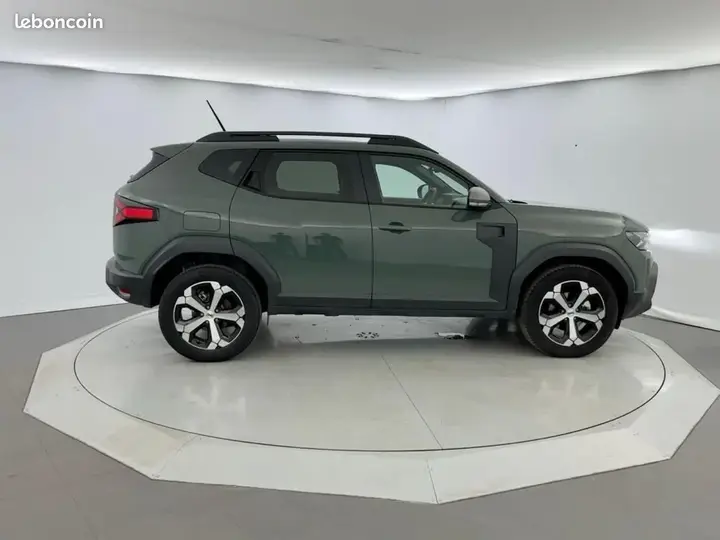 Dacia Duster 2025 photo 4