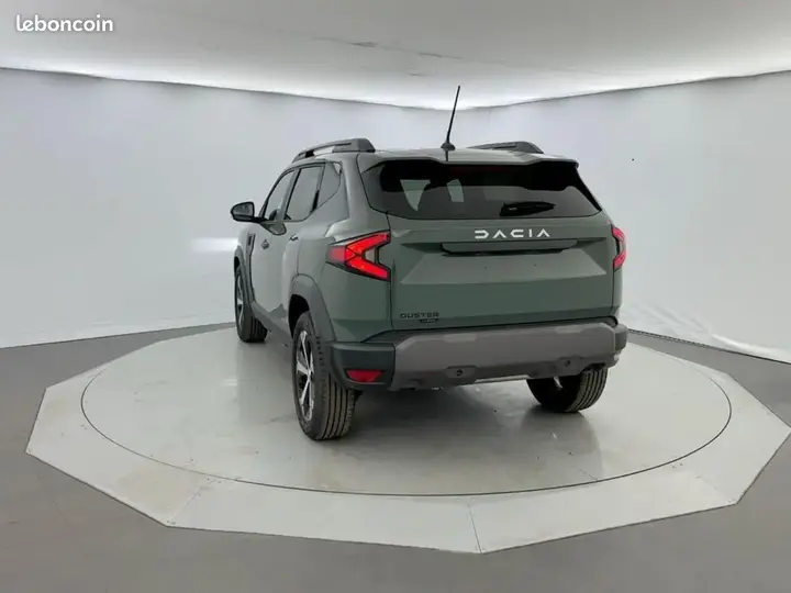 Dacia Duster 2025 photo 2