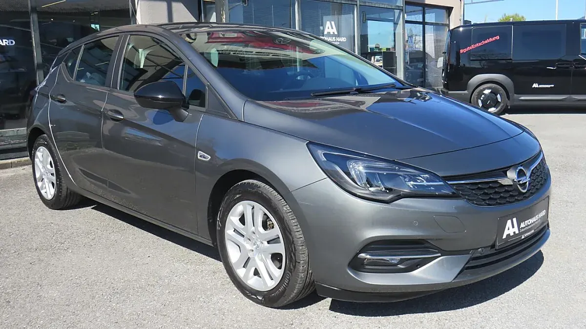 Opel Astra 2021 photo 3