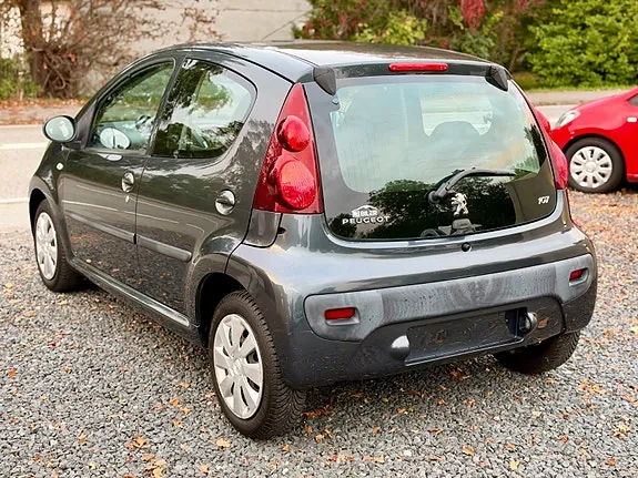 Peugeot 107 2013 photo 4