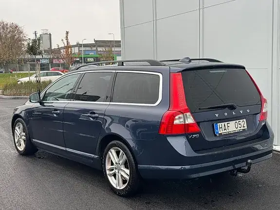 Volvo V70 2013 photo 2