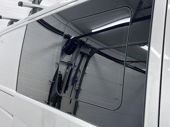 Volkswagen Transporter 2021 photo 4