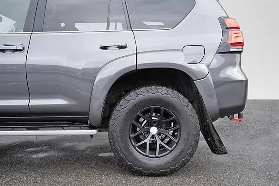 Toyota Land Cruiser 2018 photo 4