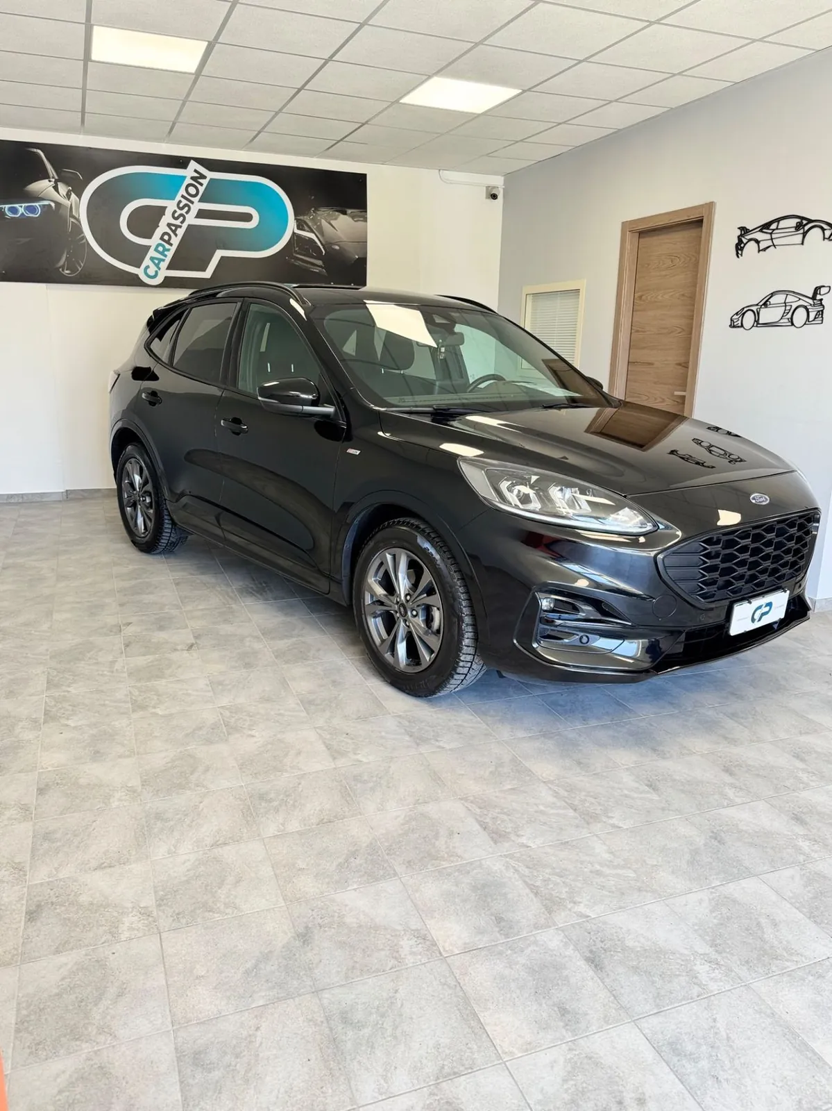 Ford Kuga 2022 photo 2