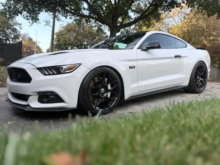 Ford Mustang 2015 photo 4