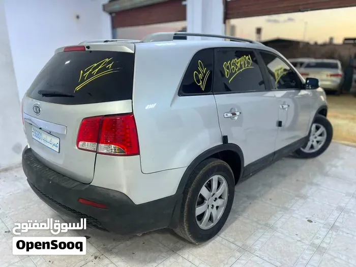 Kia Sorento 2012 photo 4