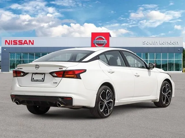 Nissan Altima 2024 photo 3