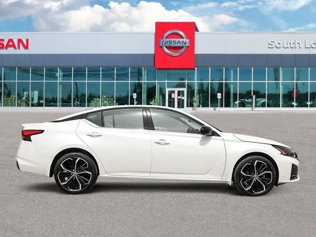 Nissan Altima 2024 photo 2