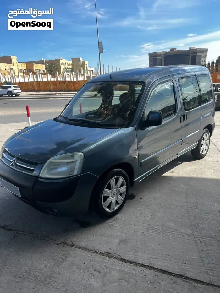 Citroen Berlingo 2009 photo 2