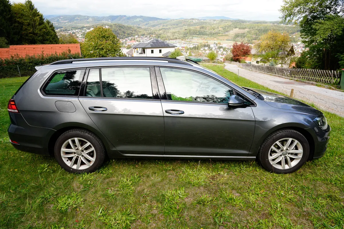 Volkswagen Golf 2017 photo 2