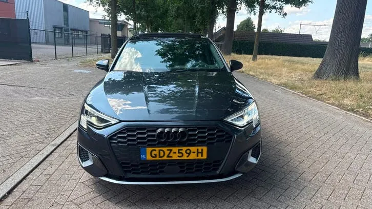 Audi A3 2021 photo 2