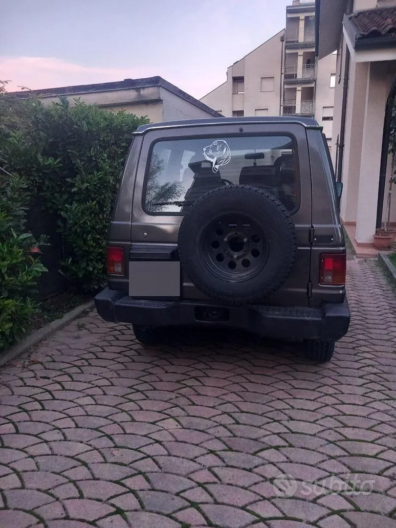 Mitsubishi Pajero 1989 photo 3