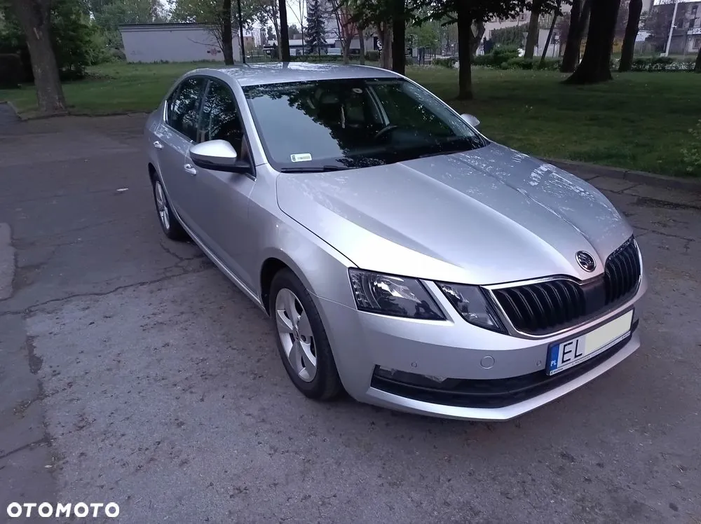 Skoda Octavia 2018 photo 2