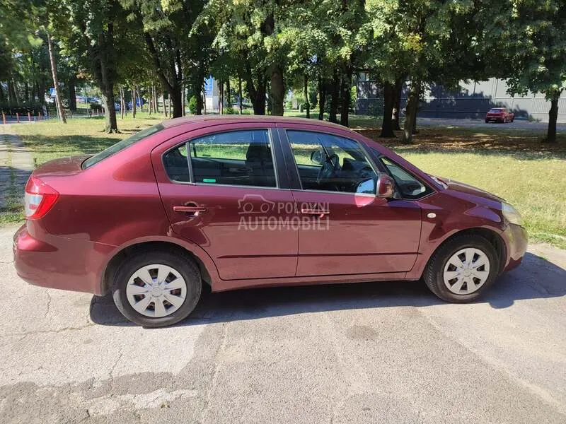 Suzuki Sx4 2010 photo 2