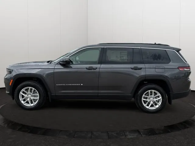Jeep Grand Cherokee L 2026 photo 2