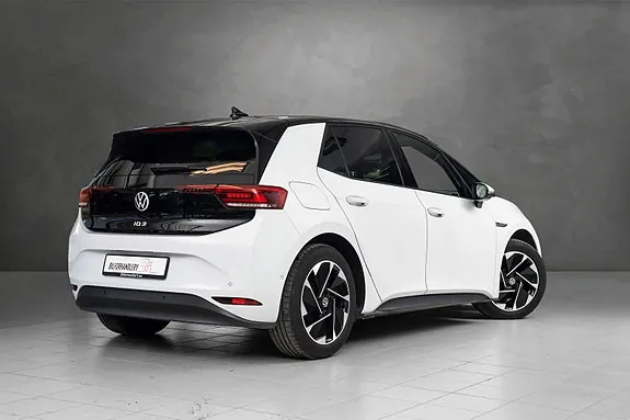 Volkswagen Id.3 2023 photo 3