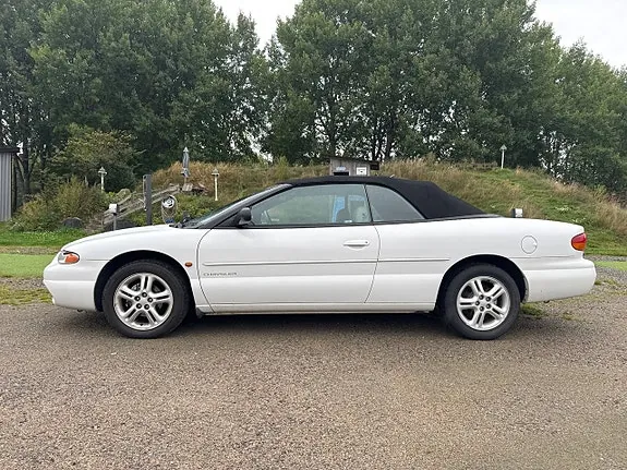 Chrysler Stratus 1997 photo 2