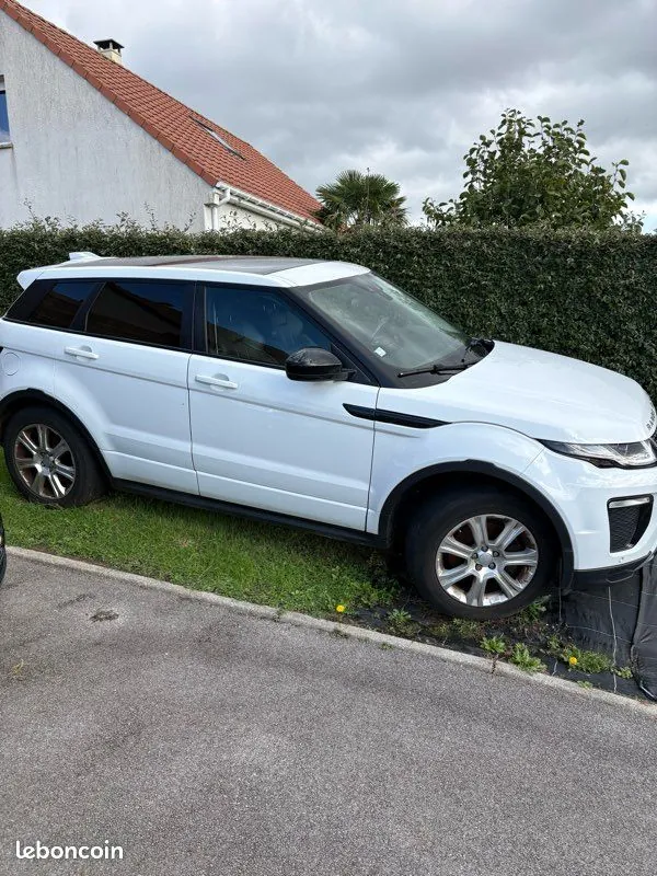 Land Rover Range Rover Evoque 2017 photo 2