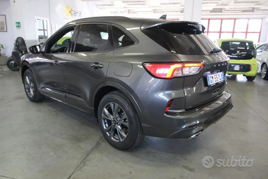 Ford Kuga 2022 photo 4