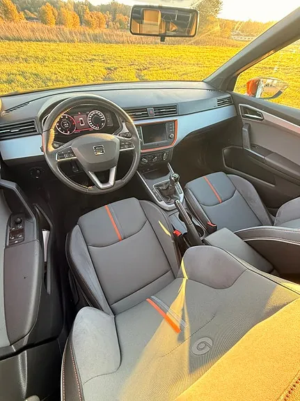 Seat Arona 2019 photo 5