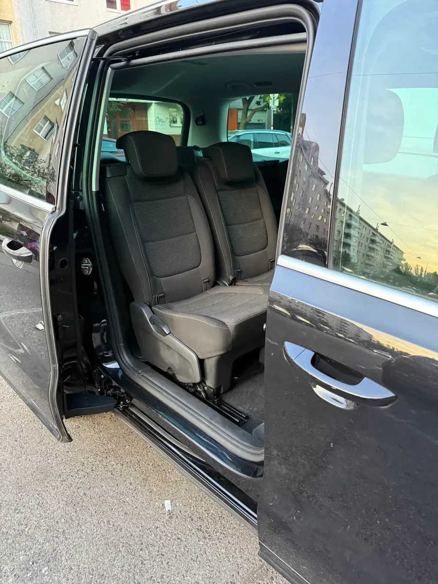 Volkswagen Sharan 2015 photo 2