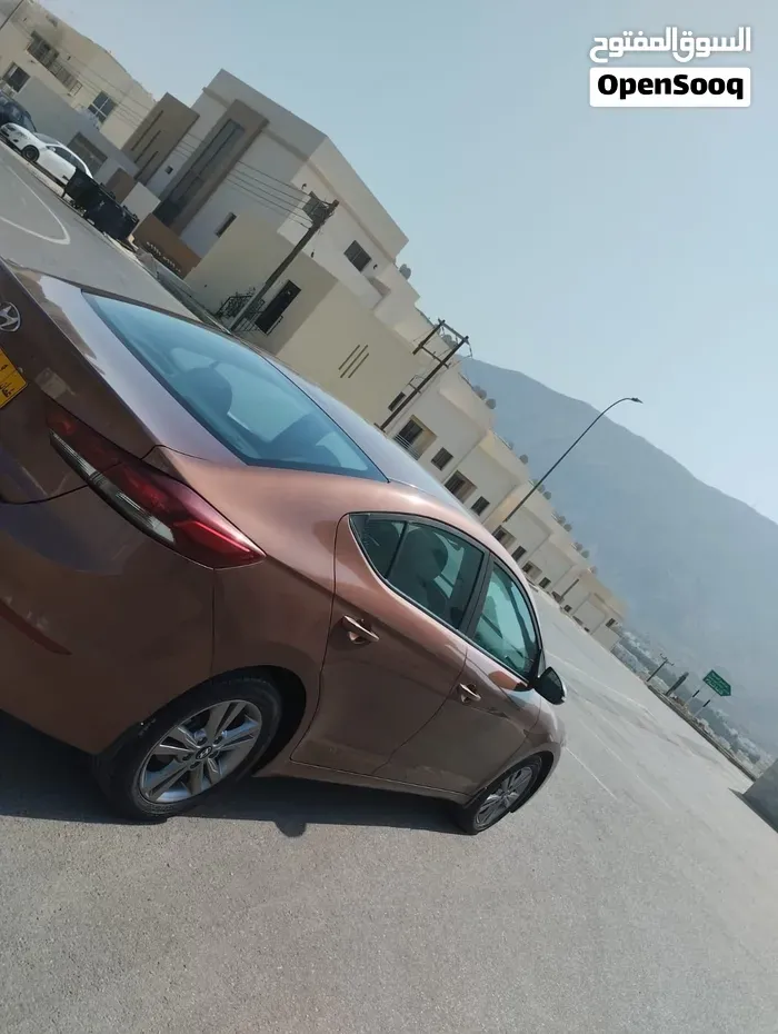 Hyundai Elantra 2018 photo 4