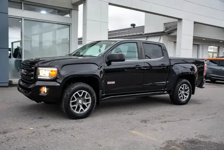 GMC Canyon 2018 photo 2