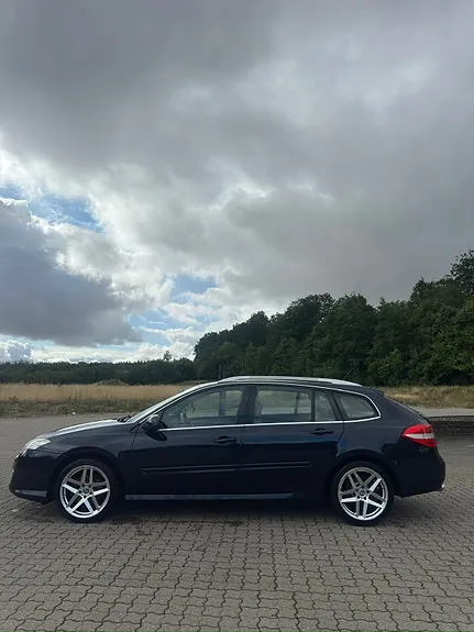 Renault Laguna Iii 2008 photo 2