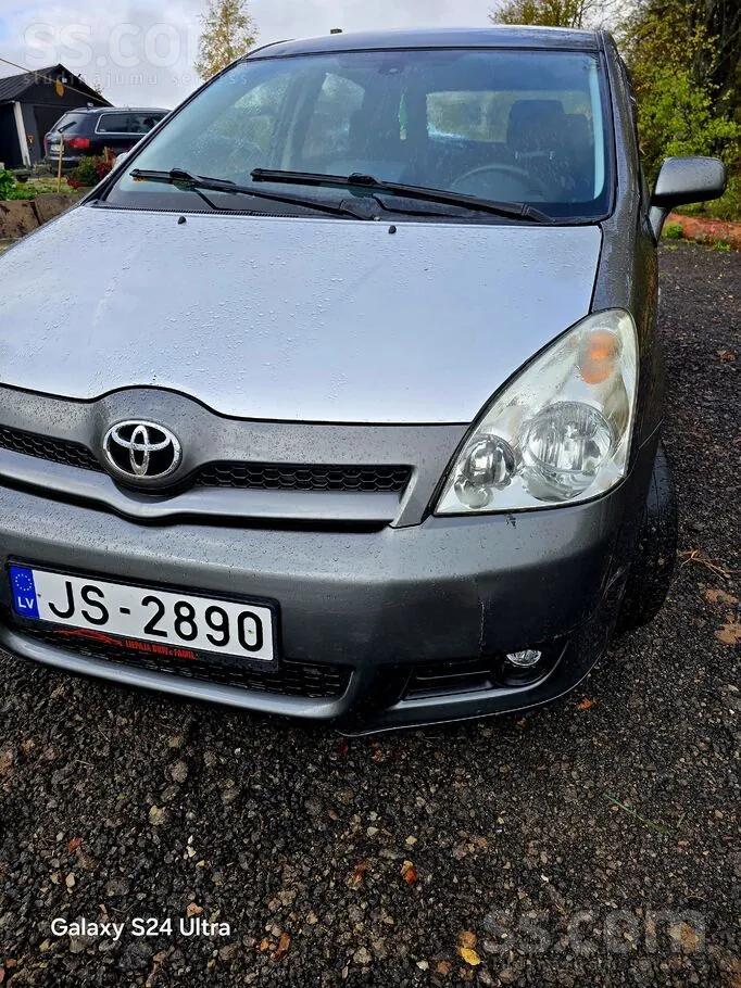 Toyota Corolla Verso 2007 photo 2