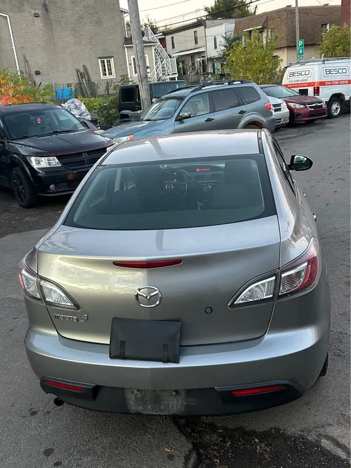 Mazda 3 2010 photo 4
