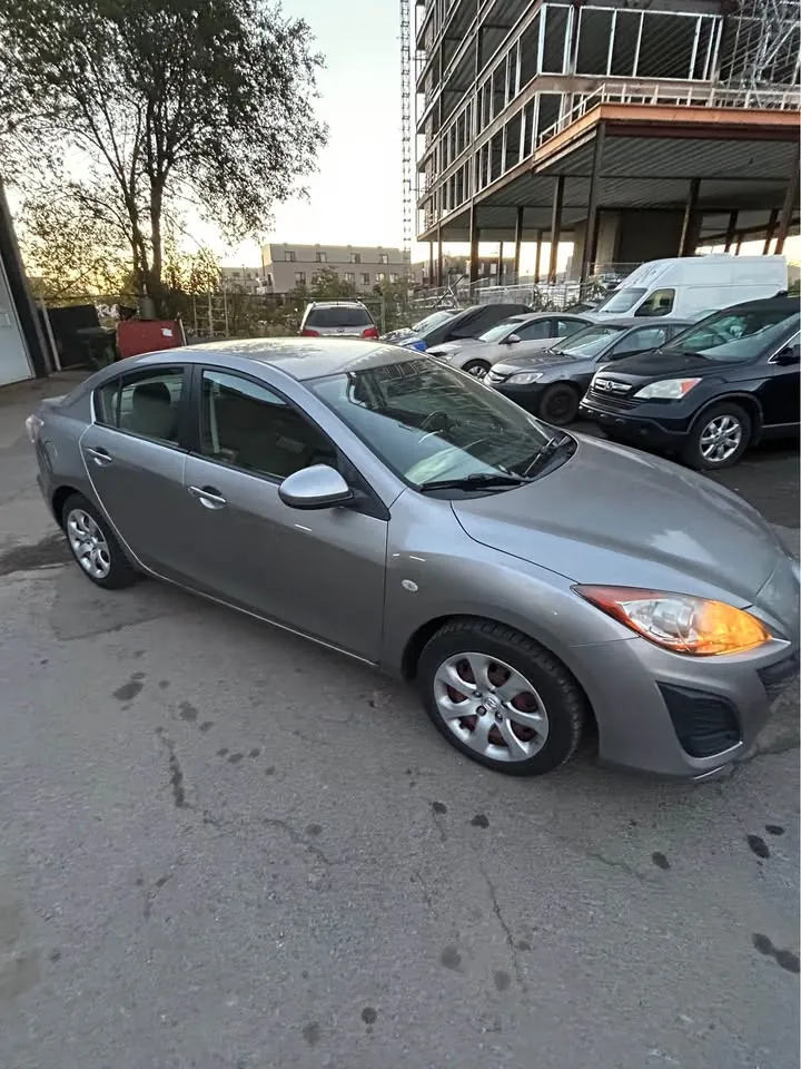 Mazda 3 2010 photo 2