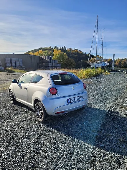 Alfa Romeo Mito 2010 photo 4