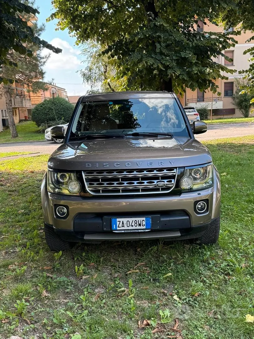 Land Rover Discovery 4 2015 photo 2