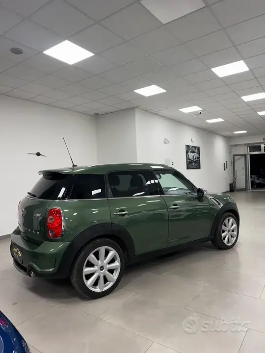 Mini Mini Countryman 2015 photo 2