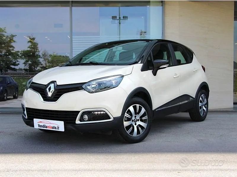Renault Captur 2016 photo 2