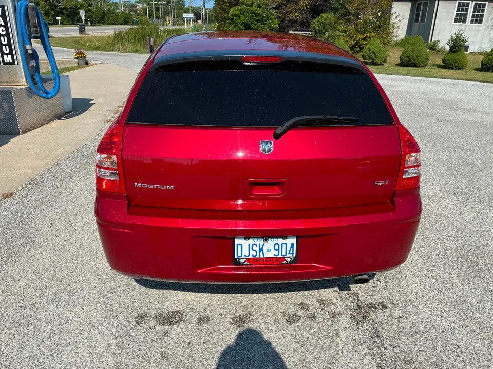 Dodge Magnum 2006 photo 2