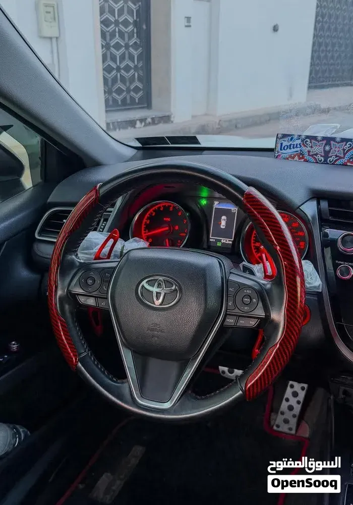Toyota Camry 2021 photo 3