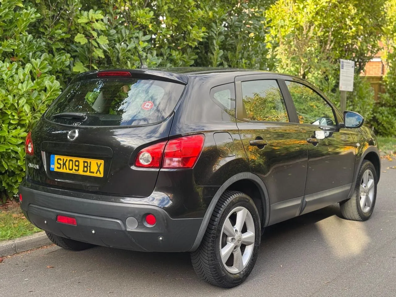 Nissan Qashqai 2009 photo 2