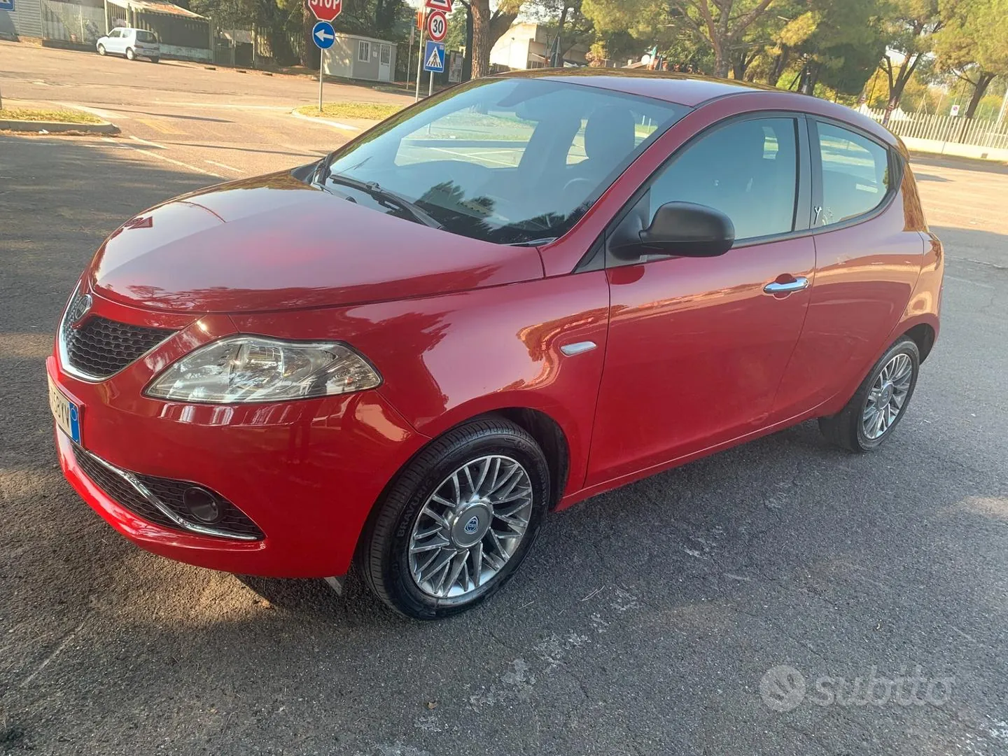 Lancia Ypsilon