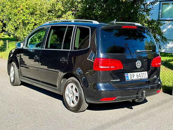 Volkswagen Touran 2013 photo 3