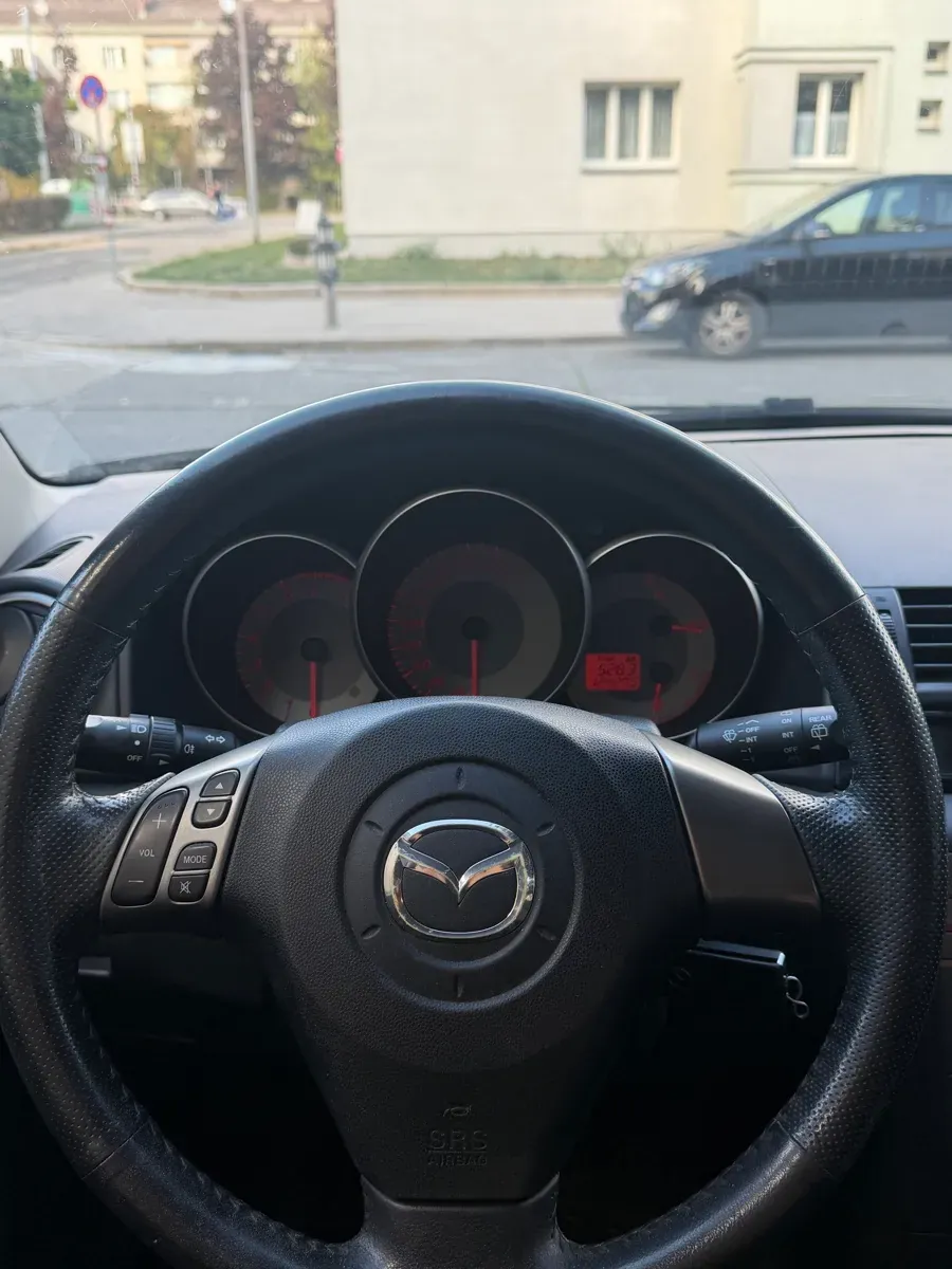 Mazda Mazda3 2008 photo 2